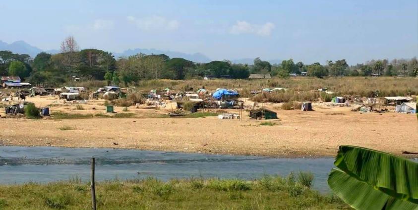 ဓာတ်ပုံ - CJ