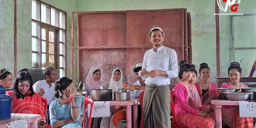 DMG / ဩဂုတ်လ ၂၉ ရက်နေ့က ကျောက်တော်မြို့နယ်၌ ကျင်းပသည့် လူငယ်တွေ့ဆုံပွဲတွင် တက် ရောက်လာသူများကို တွေ့ရစဉ်