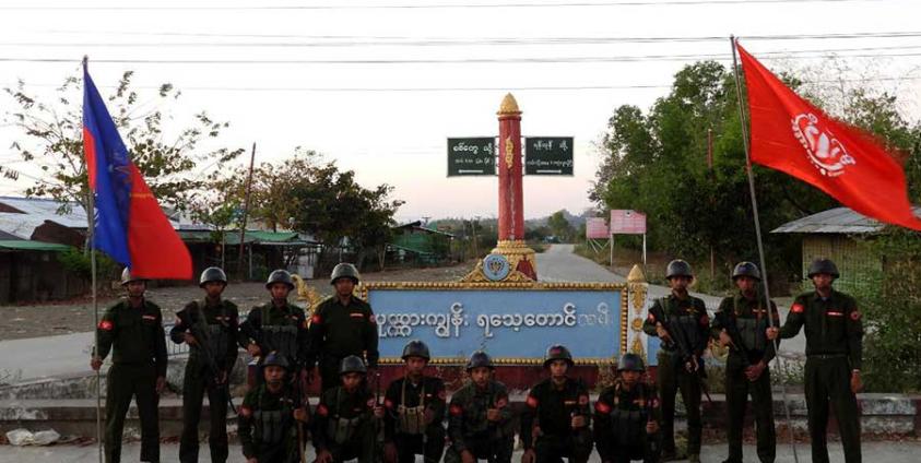 AA Info Desk / Arakan Army troops pictured along the Ponnagyun-Rathedaung road in March 2024.