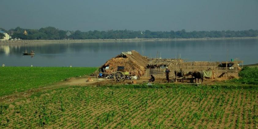 မြေနုကျွန်းတစ်နေရာ(Internet)