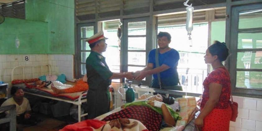 မော်လမြိုင် ဆေးရုံကြီး၌ ဒေါ်မိပို(ခ)တင်ဇာလွင် ဆေးကုသခံယူစဉ် (တပ်မတော်ကာကွယ်ရေးဦးစီးချုပ်ရုံး)