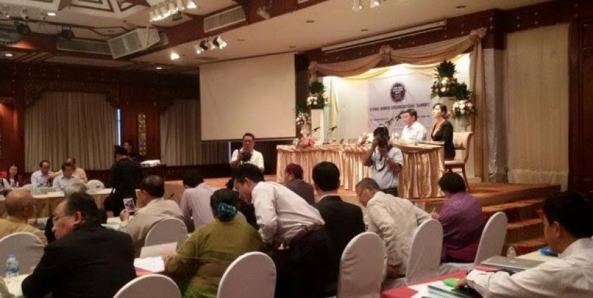 Ethnic armed organizations meeting in Chiangmai on the second day of their summit, 29 September 2015. (Photo: Karen News)
