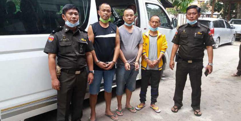 ဖမ်းဆီးရမိတဲ့ တရုတ်နိုင်ငံသားကို မြင်တွေ့ရစဉ်။ (ဓါတ်ပုံ – ကယားပြည်နယ်လဝက Facebook)