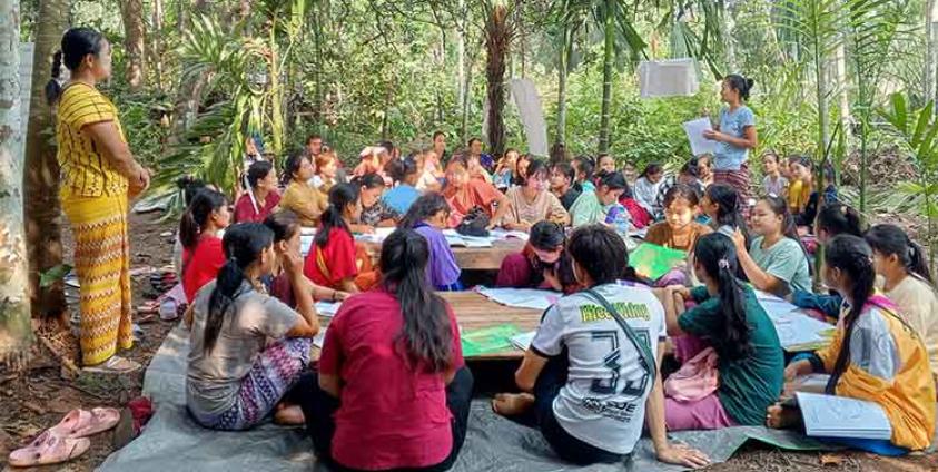 Photo credit - (ပုံဟောင်း) ကရင်ဆရာ၊ ဆရာမများအသင်း (KTWG)