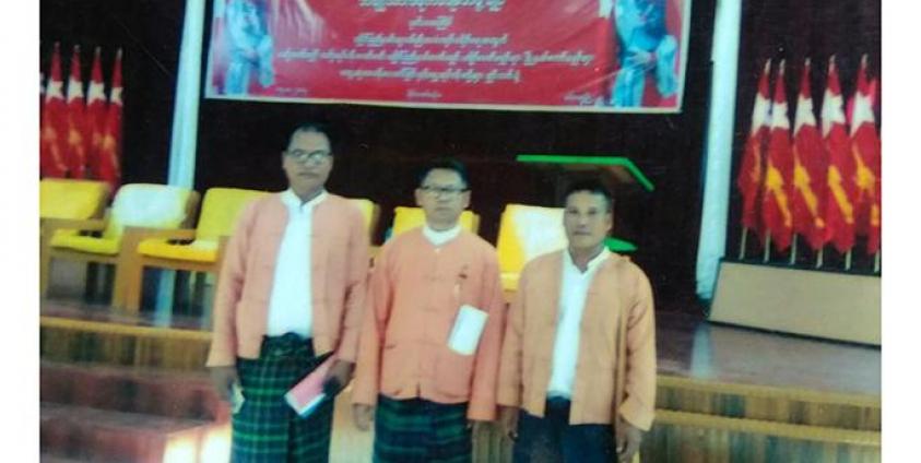 ဦးဇေယျာမင်း ( ညာဘက်စွန်း)