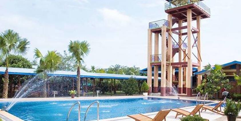 ရေကူးကန်(ဓါတ်ပုံ-Internet)