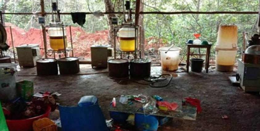 Photo - တပ်မတော်ကာကွယ်ရေးဦးစီးချုပ်ရုံး