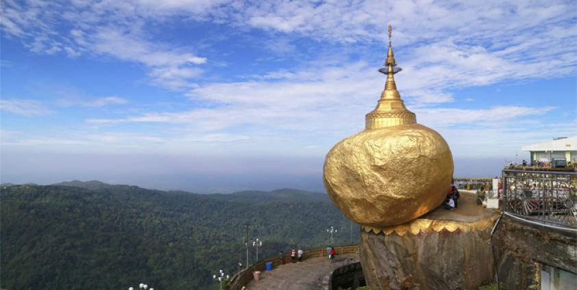 ကျိုက်ထီးရိုးစေတီတော်(Internet)