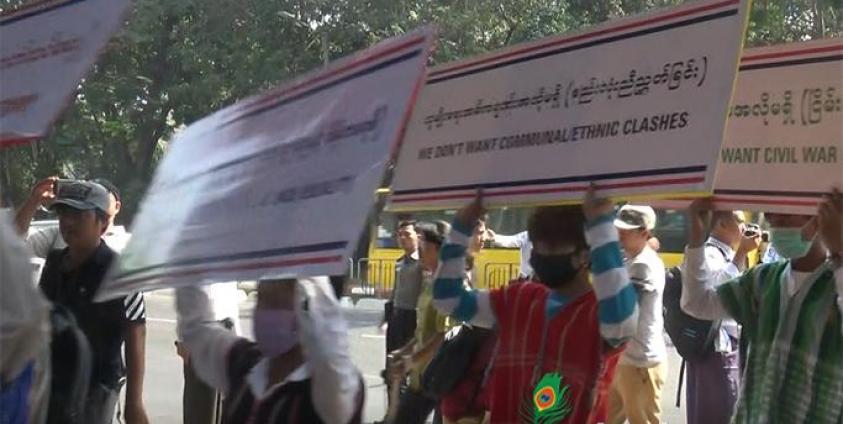 ဓာတ်ပုံ - ဆုမြတ်မေဇော်