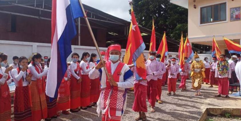 ကရင်အမျိုးသားဒီမိုကရေစီပါတီ KNDP နှင့် မွန်ညီညွတ်ရေးပါတီ MUP တို့ ၂၀၁၀ ရွေးကောက်ပွဲတွင် အတူတကွမဲဆွယ်စည်းရုံးခဲ့ကြစဥ်။