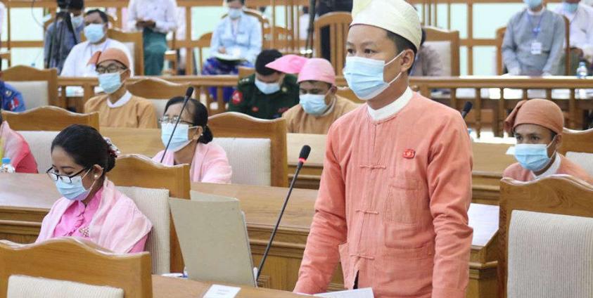 ဝန်ကြီး ဦးမင်းကျော်လွင်(ဝဲ)- လွှတ်တော်ကိုယ်စားလှယ် ဦးအောင်ကျော်သူ(ယာ) (MNA)