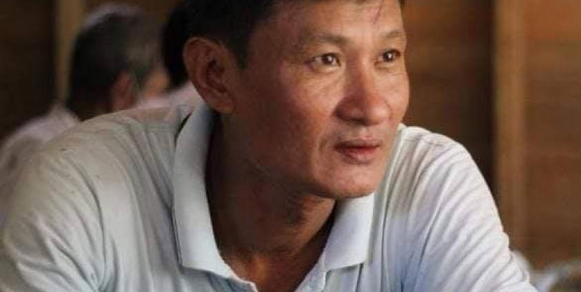 ဓာတ်ပုံ - ဖမ်းဆီးခံလိုက်ရသည့် ဦးလူနီနှင့် သူ့အား ဖမ်းဆီးခေါ်ဆောင်သွားသည်ကိုတွေ့ရစဉ်။