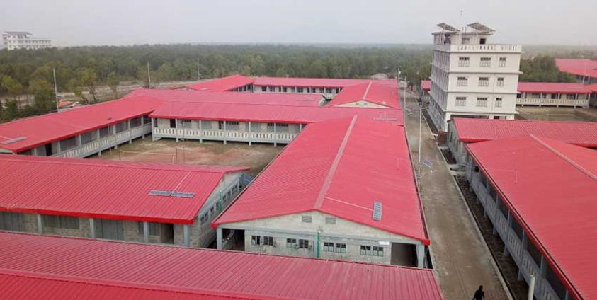 ဘင်္ဂလားဒေ့ရှ်အစိုးရသည် ဘာဆန်ချာတွင် မွတ်ဆလင် ၁၀၀,၀၀၀ အားနေရာချထားရန် ၂၀၁၅ ခုနှစ်တည်းက ပြင်ဆင်နေခြင်း ဖြစ်သည်။ (ဓာတ်ပုံ - AP)