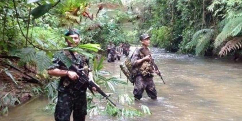 ရှေ့တန်းတစ်နေရာတွင် လှုပ်ရှားနေသည့် မွန်ပြည်သစ်တပ်ဖွဲ့(Internet)