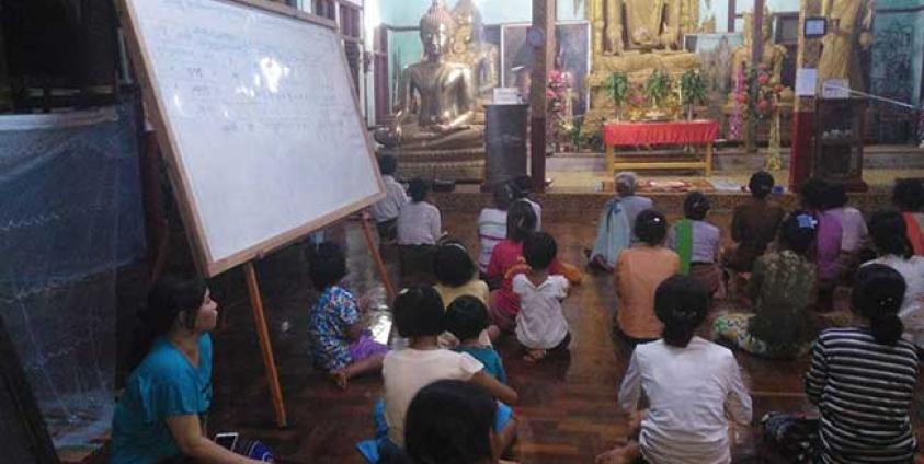 သီပေါမြို့နယ် အောင်မင်္ဂလာဘိုးတော်ဘုန်းကြီးကျောင်းရောက် နမ္မတူဒေသခံ စစ်ဘေးရှောင်များ