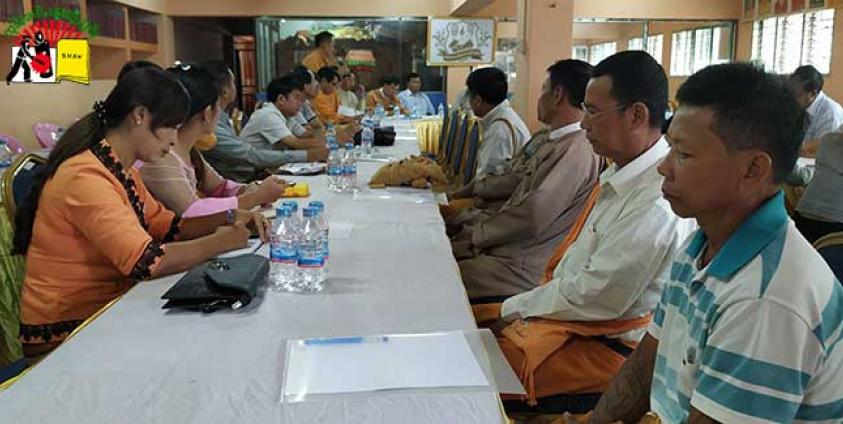 လားရှိုးမြို့တွင် ၂၁၁၃ ခု သျှမ်းနှစ်သစ် ကြိုဆိုသည့်ပွဲတော် ကျင်းပနိုင်ရေးအတွက် မြန်မာနိုင်ငံလုံးဆိုင်ရာ ဗဟိုသျှမ်းစာပေယဉ်ကျေးမှု အဖွဲ့ နှင့် မြို့နယ်အသီးသီးမှသျှမ်းစာပေယဉ်ကျေးမှုအဖွဲ့များ တွေ့ဆုံဆွေးနွေး