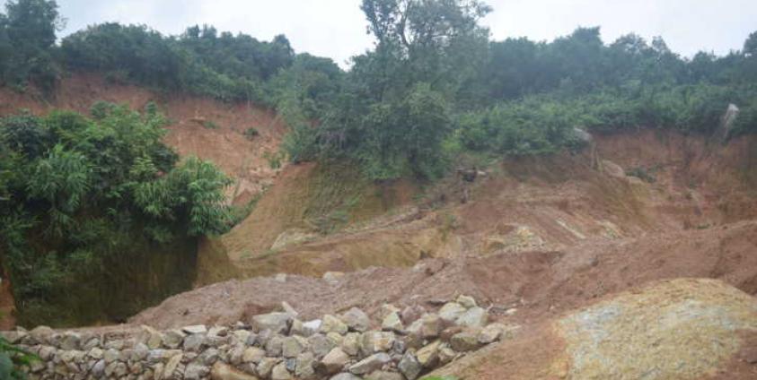 မြေတူးထားသည့်နေရာတစ်ခု(MNA)