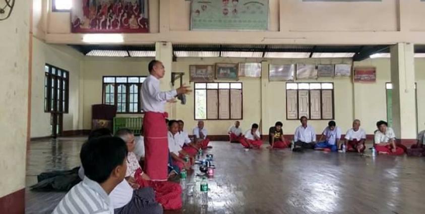  မွန်ပါတီသစ်ကိစ္စ ရေးမြို့နယ်တွင် တွေ့ဆုံဆွေးနွေးနေစဉ် (photo: Oak Sar)