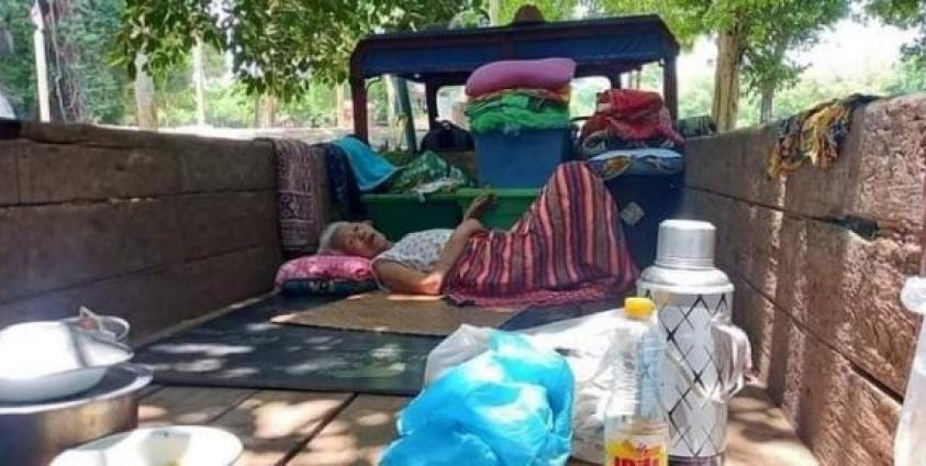 တိုက်ပွဲကြောင့် ထွက်ပြေးတိမ်းရှောင်နေရသော ဝင်းရော်ဒေသခံများ CJ