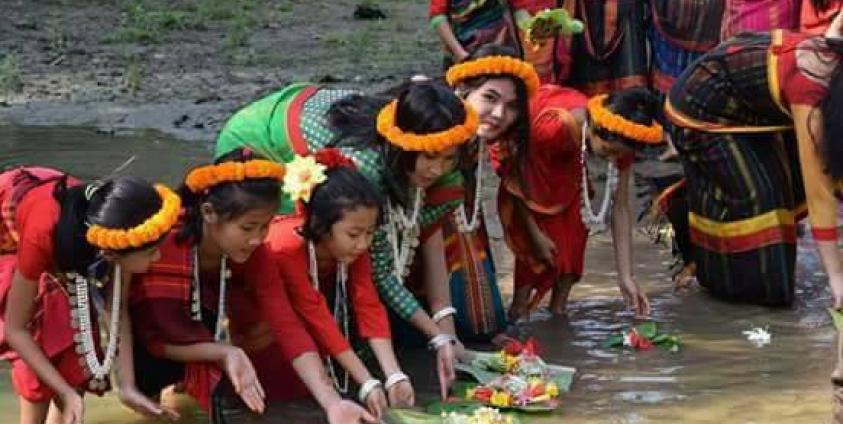 ရခိုင်ပြည်နယ်နှင့် ဘင်္ဂလာဒေ့ရှ်တွင် နေထိုင်သည့် သက္ကမ (ဒိုင်းနက်) လူမျိုးများ၏ ပန်းမျှောပွဲတော်