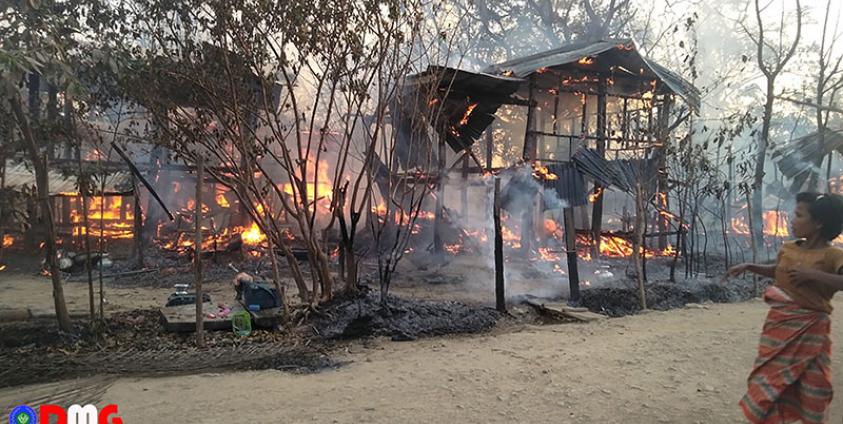 ပုံစာ - ရခိုင်ပြည်အတွင်းက မီးလောင်မှုဖြစ်စဉ်တစ်ခု