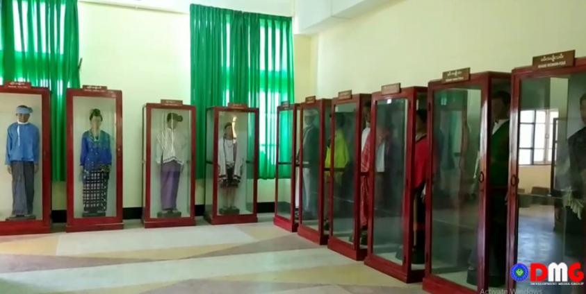 ကမန်နှင့် မရမာကြီးမှလွဲ၍ အခြားသော ရခိုင်မျိုးနွယ်စုရုပ်တုများကို စစ်တွေယဉ်ကျေးမှုပြတိုက်အတွင်း တွေ့ရစဉ်။