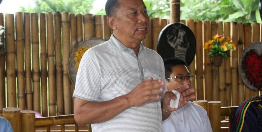 ဖယ်ခုံမြို့နယ် မြို့မရဲစခန်းမှ စခန်းမှူး ဒုရဲမှူးသိန်းဆွေမှ မူးယစ်ဆေးဝါးသုံးစွဲသူများပြားကြောင်း ရှင်းပြစဉ်