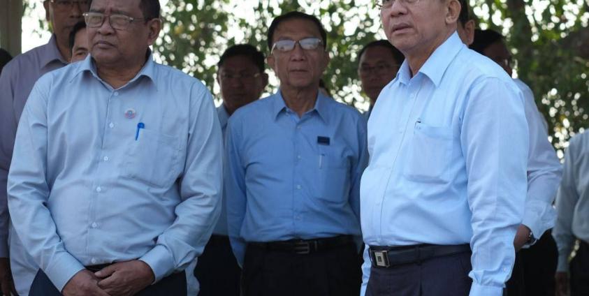 ဓာတ်ပုံ - ရခိုင်နေ့စဉ်။