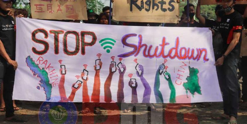 More than 100 people participated in Saturday’s Sittwe demonstration, with the protests in Taunggup and Kyaukphyu towns drawing similar numbers.