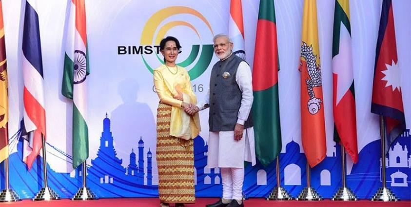 Indian Prime Minister Narendra Modi shakes hands with Myanmar Foreign Minister and State Counselor Aung San Suu Kyi at BRICS-BIMSTEC summit 2016 on the sidelines of the 8th BRICS summit in Goa, India, 16 October 2016. Photo: Myanmar State Counsellor Office