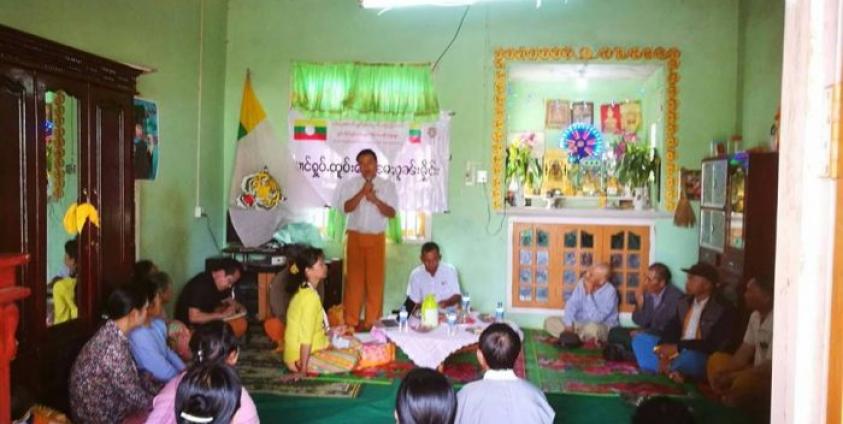 ပြင်ဦးလွင်မြို့ ရပ်ကွက် ကြီး ၂၀ နောင်ခမ်းကြီးကျေးရွာသို့ SNLD ကျားခေါင်းပါတီ စည်းရုံးရေးဆင်းနေစဉ်