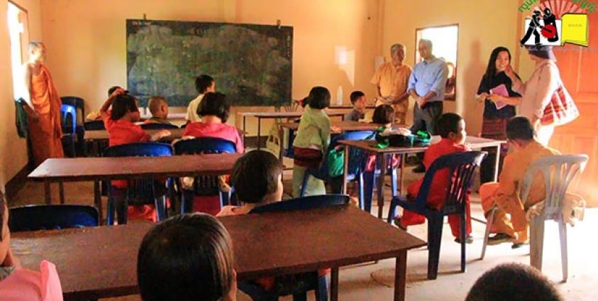 U.S. Diplomats Visiting Kuang Jor Refugee Camp