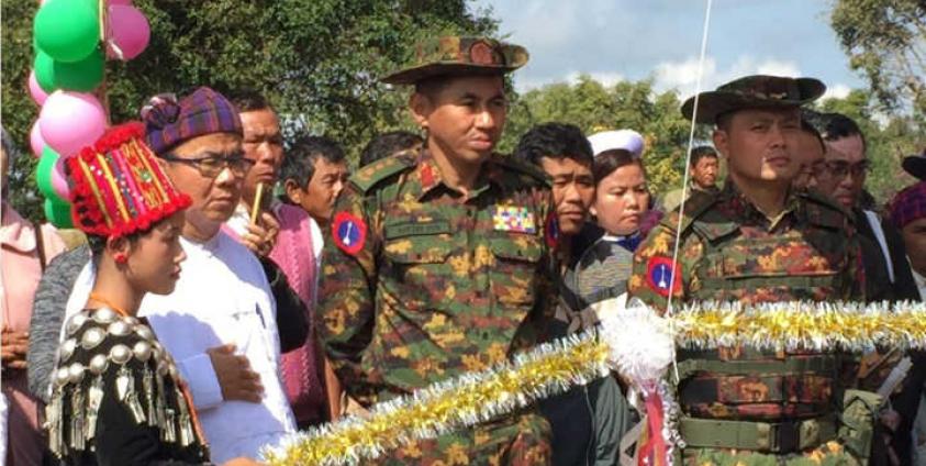 Col. Nay Lin Tun (center) by Kachin News Group