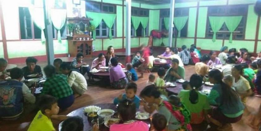 Driven out of their homes by fear of nearby fighting, IDPs from Namhsan township take shelter at the Sasana 2500 Monastery in Lashio. (Photo – Lashio Thar)