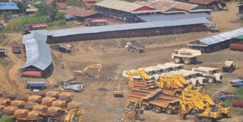 ဖားကန့်ဒေသရှိ အစိုးရပိုင်ကျောက်စိမ်းလုပ်ကွက်အားတွေ့ရစဉ်။ (ဓာတ်ပုံ - Kachin Land)