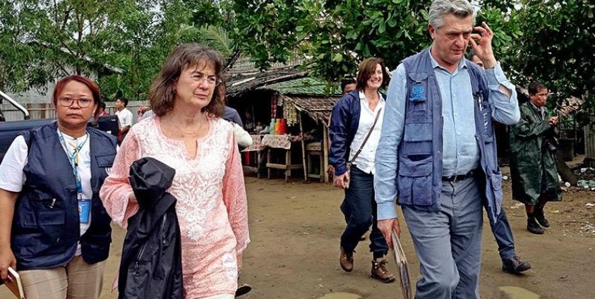 UN High Commissioner for Refugees, Filippo Grandi (R), arrives at the Dar Paing Muslim Internally Displaced Persons (IDP) camp in Sittwe, Rakhine State, western Myanmar, 02 July 2017. Photo: Nyunt Win/EPA