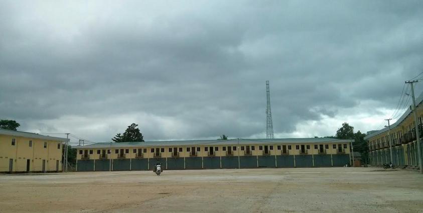 ရေးမြို့ အဏ္ဏဝါအဝေးပြေးကားဝင်း အတွင်းပိုင်းမြင်ကွင်း(MNA)