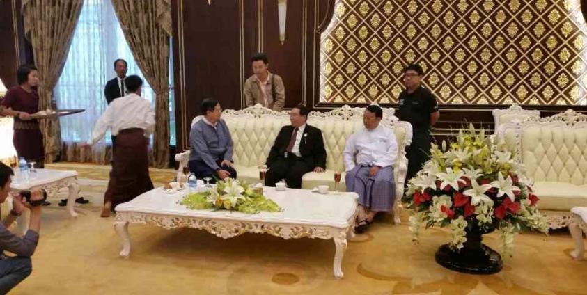 Lt. Gen. Yawd Serk and U Aung Min