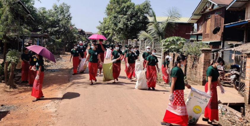 ကော့ဒွန်းကော့ကလော့လူငယ်အဖွဲ့ ကျေးရွာအတွင်းအမှိုက်ကောက်လှုပ်ရှားမှု (လူငယ်အဖွဲ့)