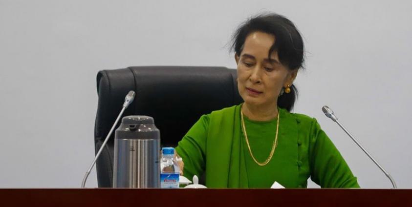 ဓာတ်ပုံ-နိုင်ငံတော်အတိုင်ပင်ခံရုံး