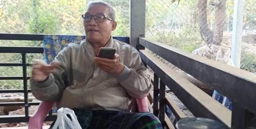 ဓာတ်ပုံ - ရခိုင်ပြည်နယ်ဝန်ကြီးချုပ်ဦးညီပုအား ယမန်နေ့က လွတ်မြောက်လာပြီးနောက် တွေ့ရစဉ်။ / Photo - Facebook