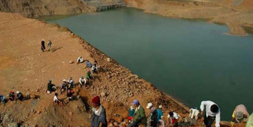 Workers in a jade mining area in Hpakant, Kachin State.
