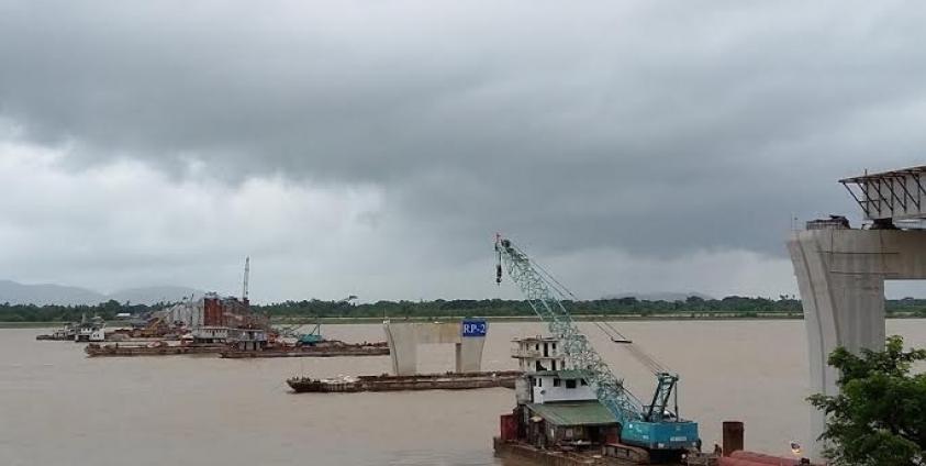 သံလွင်တံတား (ချောင်းဆုံ) မုပွန်ဘက်ကမ်း တည်ဆောက်နေမှု (ယဉ်ချိုင်း)