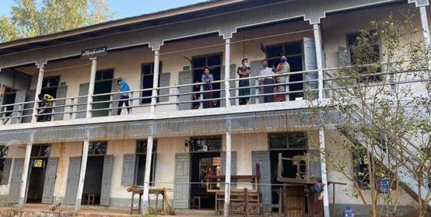 Photo- Facility Quarantine Center ယာယီဖွင့်လှစ်စောင့်ရှောက်ထားသော ပငကျေးရွာ အထက်တန်းကျောင်း ( Ko Htoo Htoo UC )  