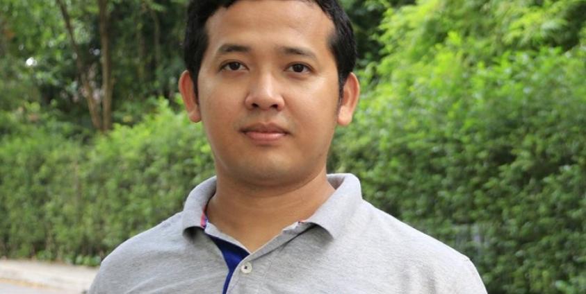 ကိုအောင်မြတ်ကျော် (AA စစ်ဦးစီးချုပ်၏ ညီတော်စပ်သူ)အား တွေ့ရစဉ်။ (Photo - Aung Mrat Kyaw Facebook)