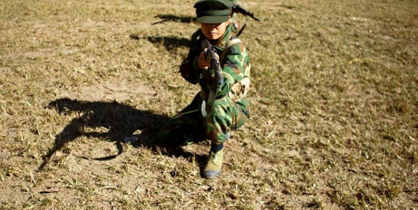 A picture made available on 20 November 2016 shows female soldiers of Kachin Independence Army (KIA) in action during the training session at a military camp near Laiza, Kachin State, northern Myanmar, 19 November 2016. Photo: Seng Mai/EPA