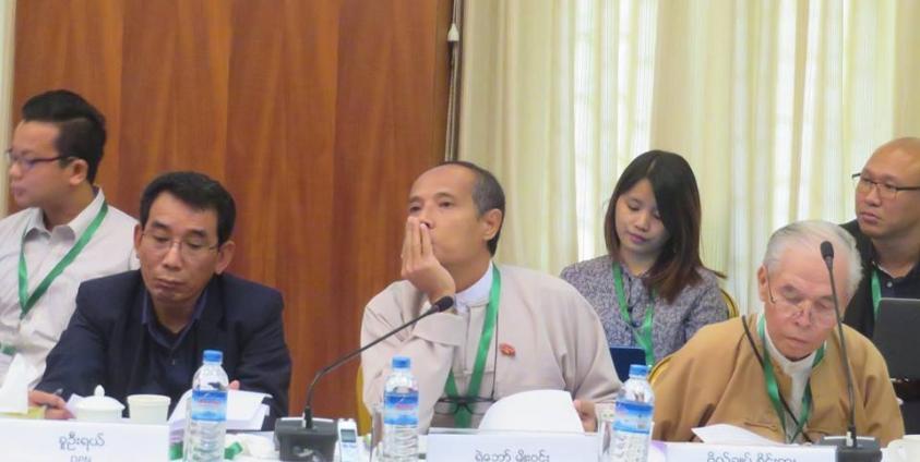 Meeting aimed at re-analysing political discourse framework (Photo: Hla Maung Shwe)