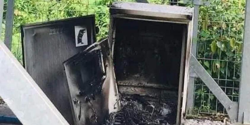 စက်တင်ဘာ ၂ ရက်က ဘားအံမြို့နယ်၊ ပေါ့ထော်ရွာရှိ Mytel တာဝါတိုင် ဖျက်ဆီးခံရစဉ်။