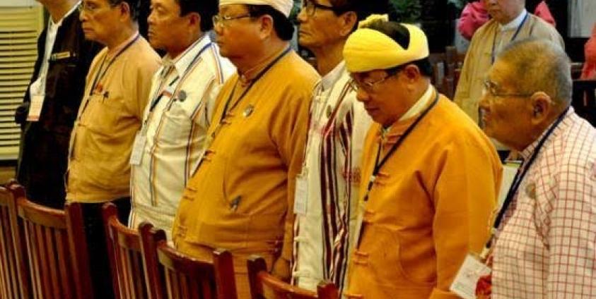 UNA ခေါင်းဆောင်များ(Internet)