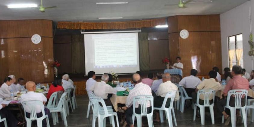 CSO representatives gathering to review the Municipal Law Draft (MNA)